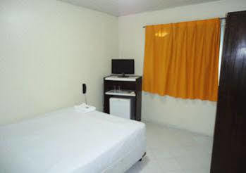 Hotel Pio Teresina Bagian luar foto